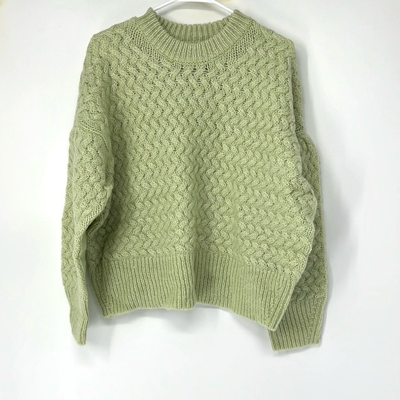 Asos NWOT chunky knit wool pale green oversized sweater women’s small - Picture 1 of 7
